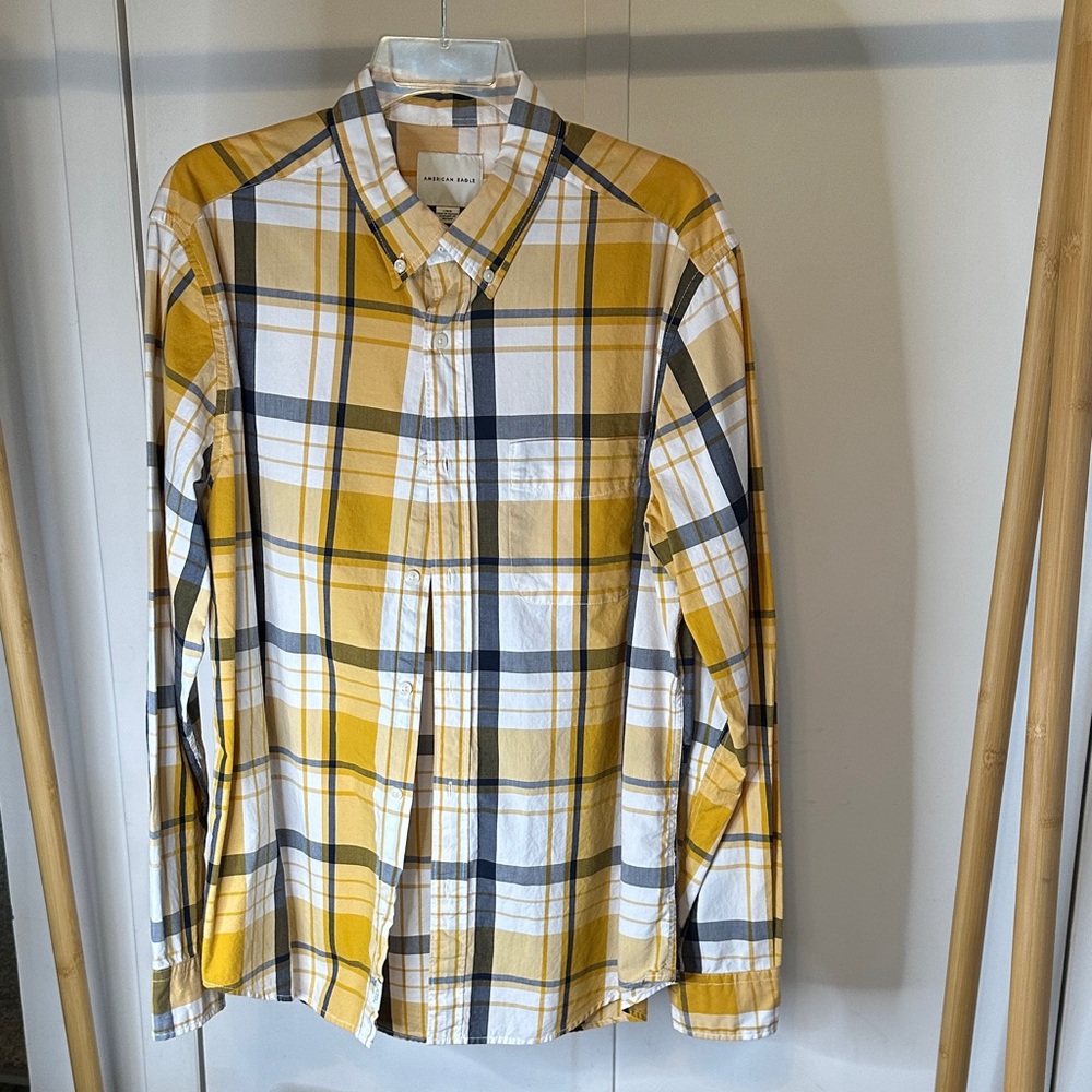 American Eagle Outfitters Yellow and‎ White Plaid Shirt size large
